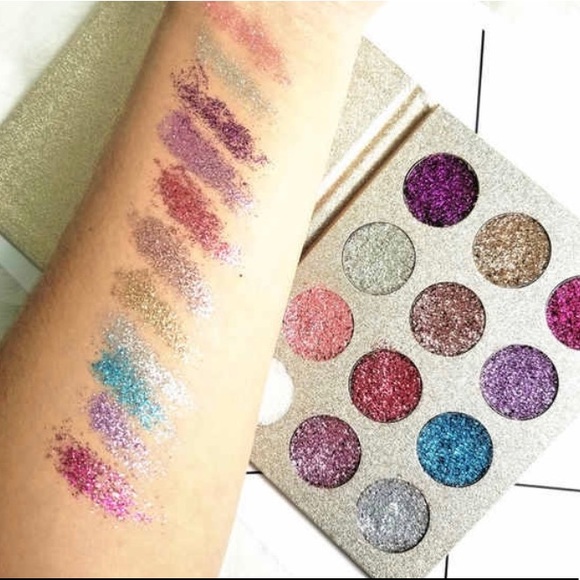 Beauty Sequins Makeup Eyeshadow - Picture 3 of 3